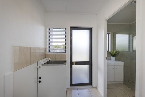 Photo of property in 19 Leander Place, Milson, Palmerston North, 4414