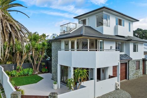 Photo of property in 1/22 Tiri Road, Milford, Auckland, 0620