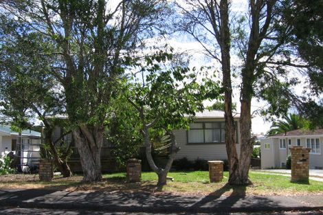 Photo of property in 7 Woolley Avenue, New Lynn, Auckland, 0600