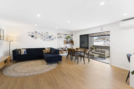 Photo of property in 4 Otahuri Crescent, Greenlane, Auckland, 1051