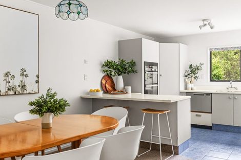 Photo of property in 2/23 Reeve Drive, Havelock North, 4130