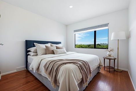 Photo of property in Casa Bella, 8/427 Albany Highway, Albany, Auckland, 0632