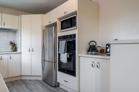 Photo of property in 68 Pencarrow Street, Highbury, Palmerston North, 4412