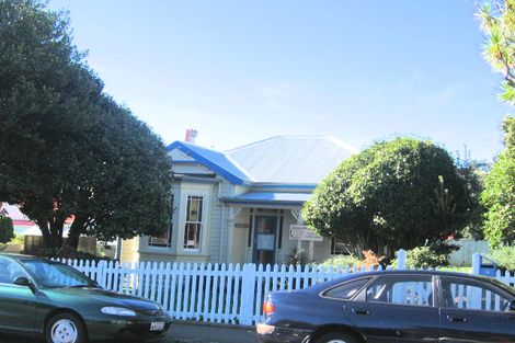 Photo of property in 27 Dr Taylor Terrace, Johnsonville, Wellington, 6037