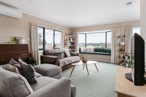 Photo of property in 2a Tom Muir Drive, Gate Pa, Tauranga, 3112