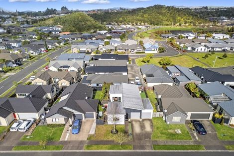 Photo of property in 80 Landing Drive, Pyes Pa, Tauranga, 3112