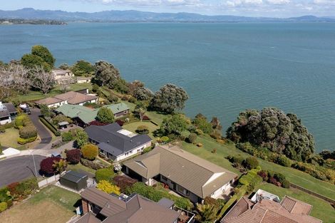 Photo of property in 6 Gerald Place, Omokoroa, 3114