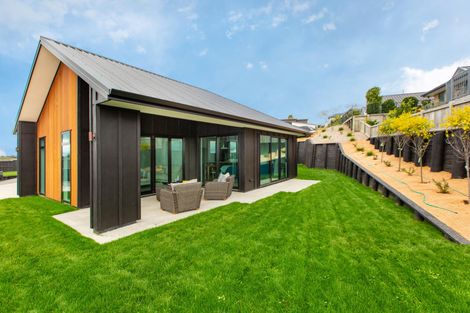 Photo of property in 8 Rose Berry Crescent, Flagstaff, Hamilton, 3210