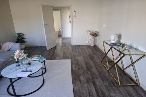 Photo of property in 12 Ashlynne Avenue, Papatoetoe, Auckland, 2025