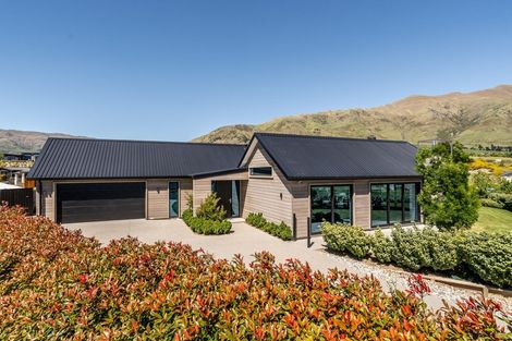 Photo of property in 12 Ruby Ridge, Wanaka, 9305