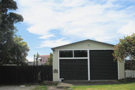 Photo of property in 14 Pare Street, Wainui, Gisborne, 4010