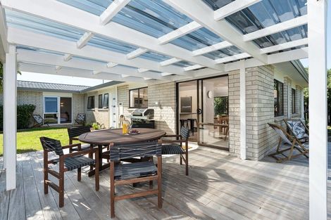 Photo of property in 155 Dickson Road, Papamoa Beach, Papamoa, 3118