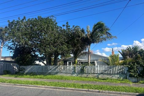Photo of property in 152b Glengarry Road, Glen Eden, Auckland, 0602