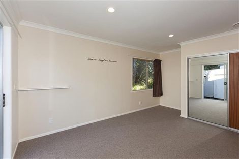 Photo of property in 10 Kawau Grove, Waikanae Beach, Waikanae, 5036