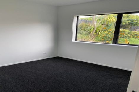 Photo of property in 37 Pacific Parade, Army Bay, Whangaparaoa, 0930
