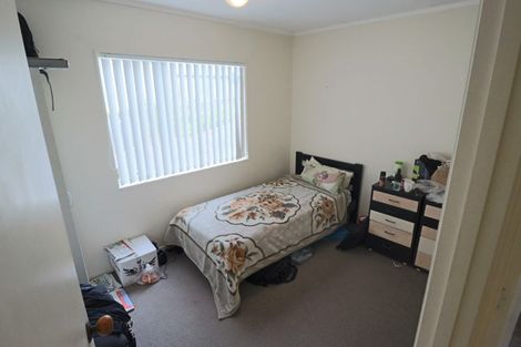 Photo of property in 1/39 Bayview Road, Bayview, Auckland, 0629