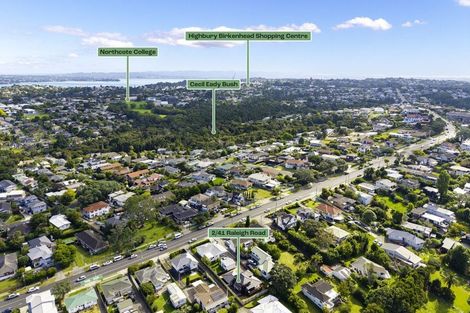 Photo of property in 2/41 Raleigh Road, Northcote, Auckland, 0627