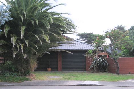 Photo of property in 7 Fenside Street, Waikanae Beach, Waikanae, 5036