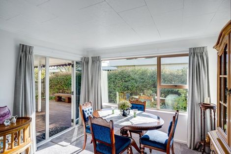 Photo of property in 57 Avenue Road, Greenmeadows, Napier, 4112