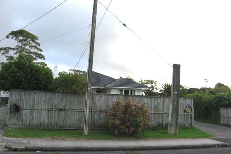 Photo of property in 14 Coletta Lane, Te Atatu South, Auckland, 0610