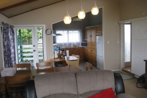 Photo of property in 272 Dowse Drive, Maungaraki, Lower Hutt, 5010