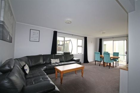 Photo of property in 16b Trimble Place, Bell Block, New Plymouth, 4312