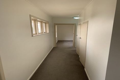 Photo of property in 2/55 Sylvia Road, Hillcrest, Auckland, 0627