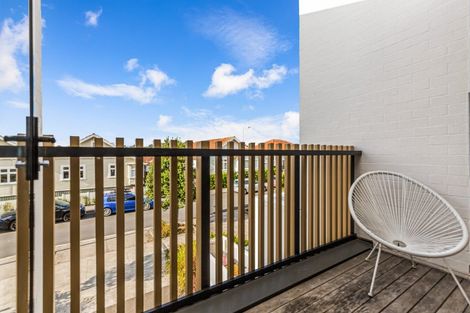 Photo of property in 6 Cochrane Road, Hobsonville, Auckland, 0616