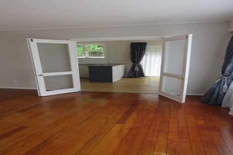 Photo of property in 39 Korau Grove, Stokes Valley, Lower Hutt, 5019