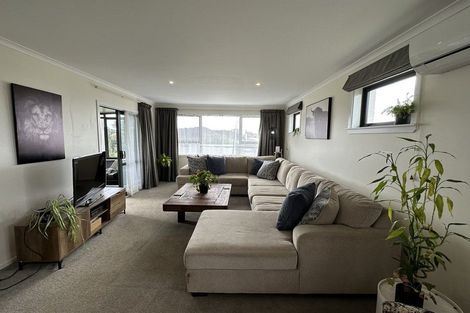 Photo of property in 11 George Street, Waitara, 4320