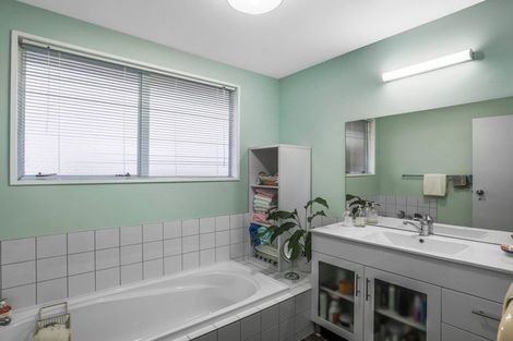 Photo of property in 4 Pentland Drive, Belfast, Christchurch, 8051