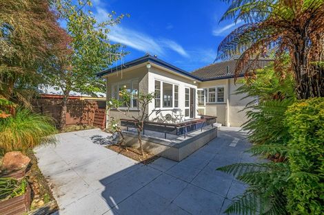 Photo of property in 27 Union Street, Hokowhitu, Palmerston North, 4410