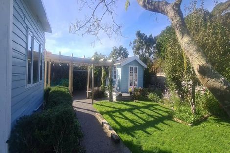 Photo of property in 10 Puriri Road, Waikanae, 5036