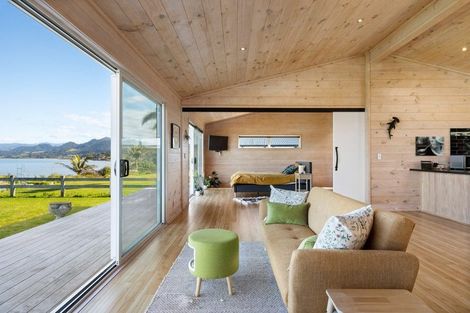 Photo of property in 28 Sandleigh Drive, Athenree, Katikati, 3177