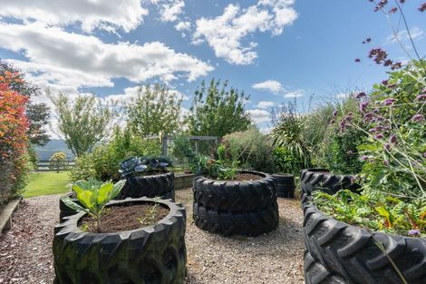 Photo of property in 138 Mckendry Road, Woodside, Outram, 9074