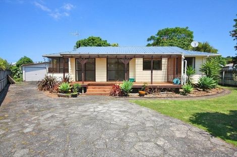 Photo of property in 118 Waverley Place, Whangamata, 3620