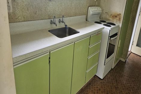 Photo of property in 5 Grey Street, Patea, 4520