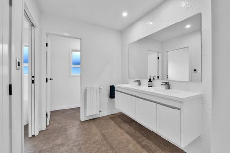 Photo of property in 1253 Upland Road, Egmont Village, Inglewood, 4386