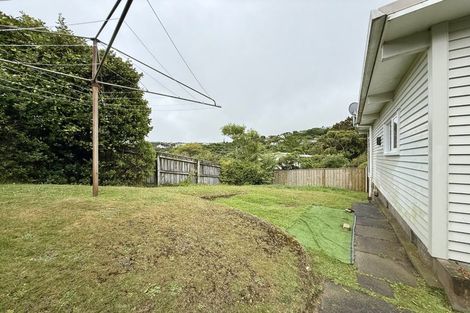 Photo of property in 9 Pekanga Road, Normandale, Lower Hutt, 5010