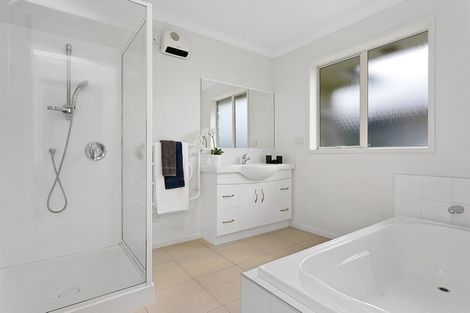 Photo of property in 36 Oaklands Drive, Cambridge, 3434