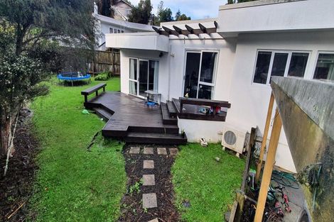 Photo of property in 2/79 Mountbatten Avenue, Hillcrest, Auckland, 0627