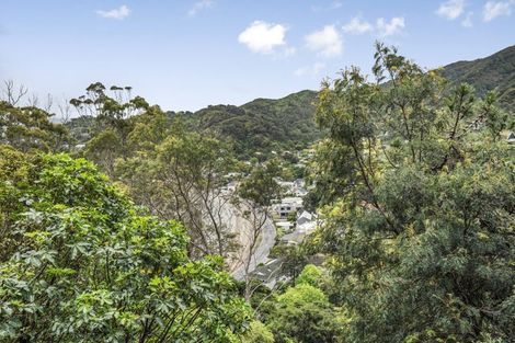 Photo of property in 2/55 Waitohu Road, York Bay, Lower Hutt, 5013