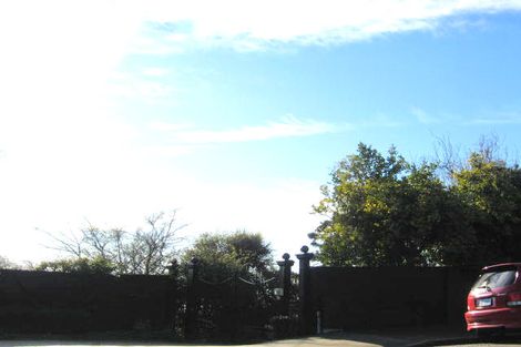 Photo of property in 141 Hackthorne Road, Cashmere, Christchurch, 8022