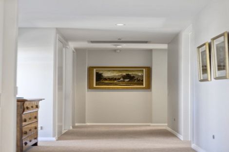 Photo of property in 17 Lees Road, Strowan, Christchurch, 8052