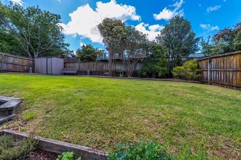 Photo of property in 13 Lagoon Way, West Harbour, Auckland, 0618