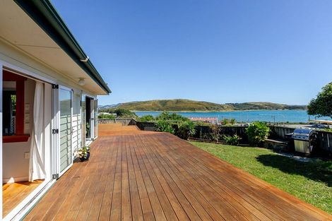 Photo of property in 11 Acheron Road, Paremata, Porirua, 5026
