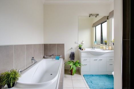 Photo of property in 3 Portland Place, Poraiti, Napier, 4112