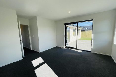 Photo of property in 8 Ned Place, Halswell, Christchurch, 8025