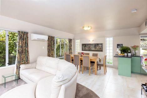 Photo of property in 28 Ilam Park Place, Ilam, Christchurch, 8041