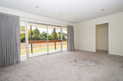 Photo of property in 14 Oakfield Crescent, Pukete, Hamilton, 3200